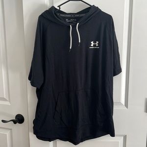Mens UA top